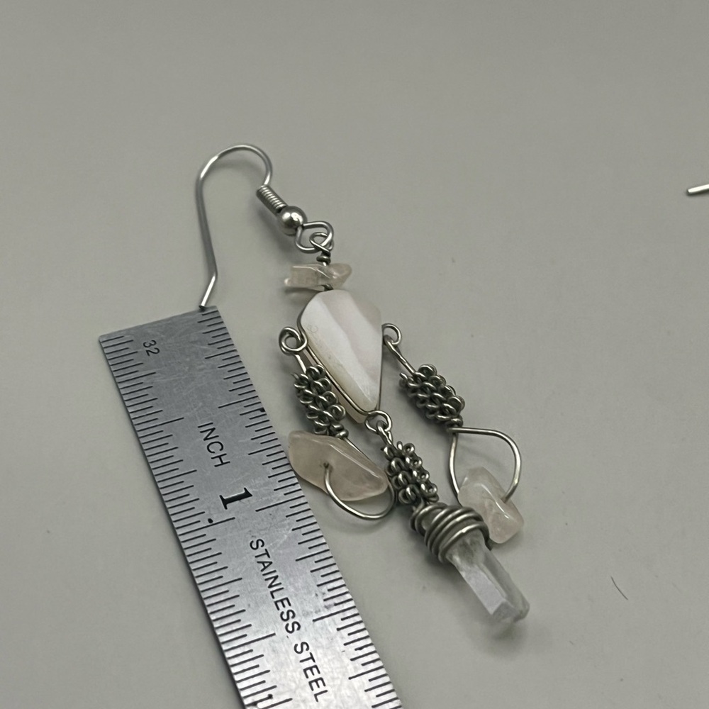 Elegant Silver and Rose Quartz Dangle Earrings - Picture 2 of 2